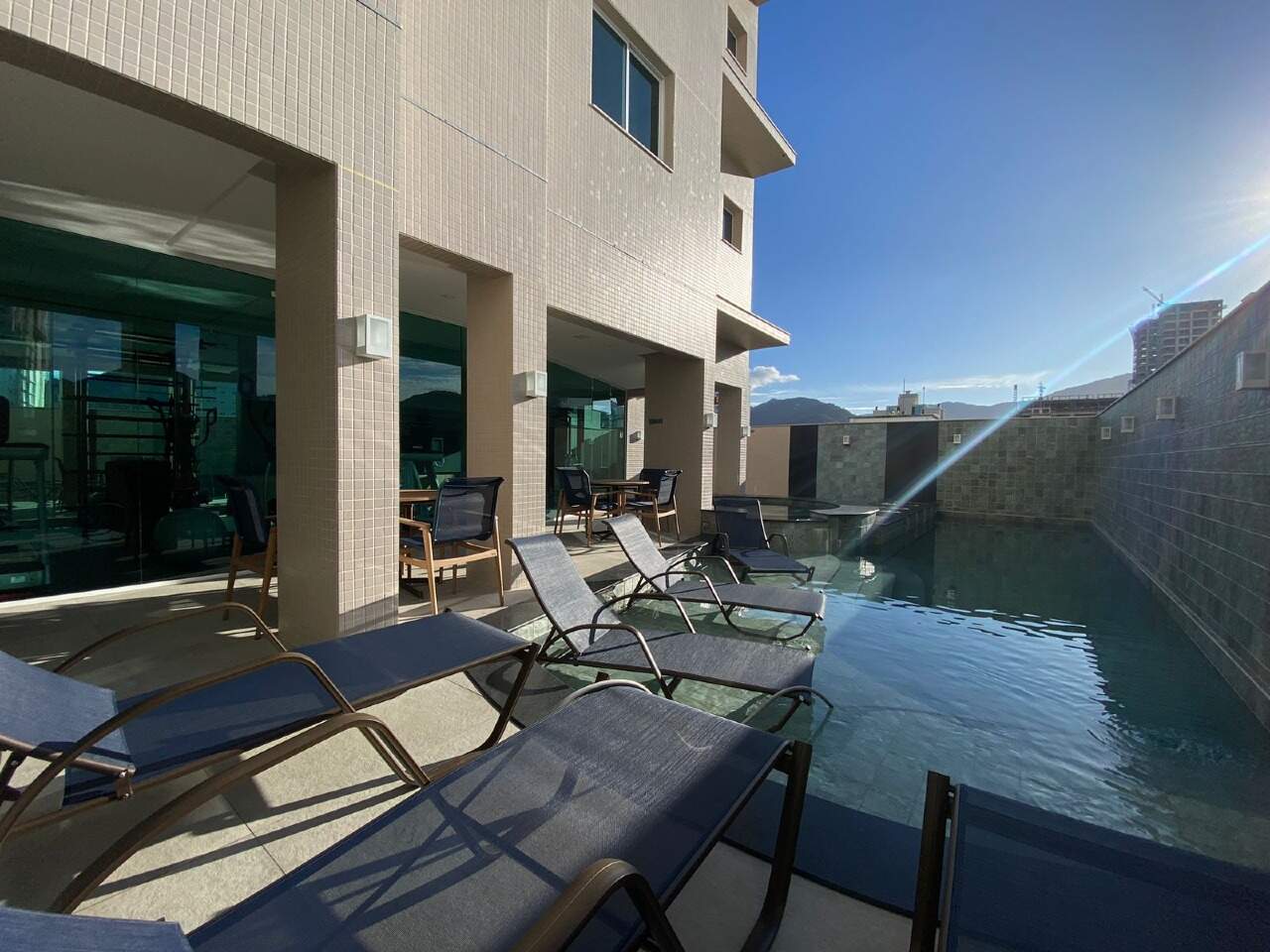 Foto do imóvel Apartamento com 03 Suítes no Edifício Green Coast na Meia Praia em Itapema