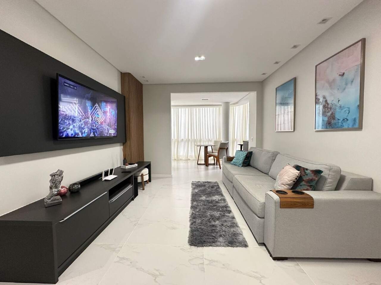 Foto do imóvel Apartamento 02 dormitórios frente mar no Centro de Itapema