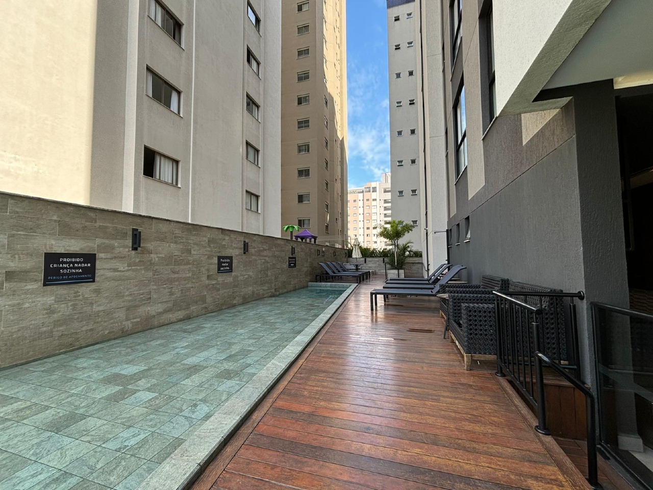 Foto do imóvel Apartamento a venda no Edificio Sunsky Tower com 04 quartos sendo 04 suites em Itapema Meia Praia