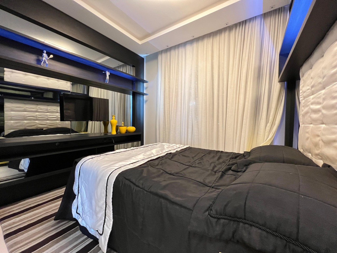 Foto do imóvel Apartamento de 4 Suítes no La Lumiére Meia Praia Itapema