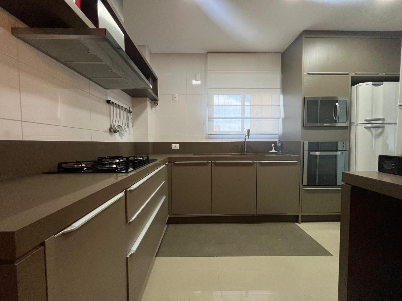 Foto do imóvel Apartamento a venda no Residencial Dom Otavio com 04 Quartos sendo 04 Suites em Itapema Meia Praia, Itapema
