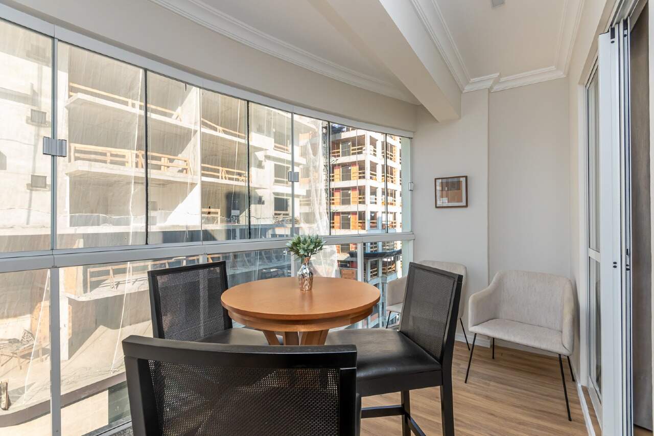 Foto do imóvel Apartamento mobiliado no Centro de Balneário Camboriú – 86m², 3 dormitórios e 2 vagas