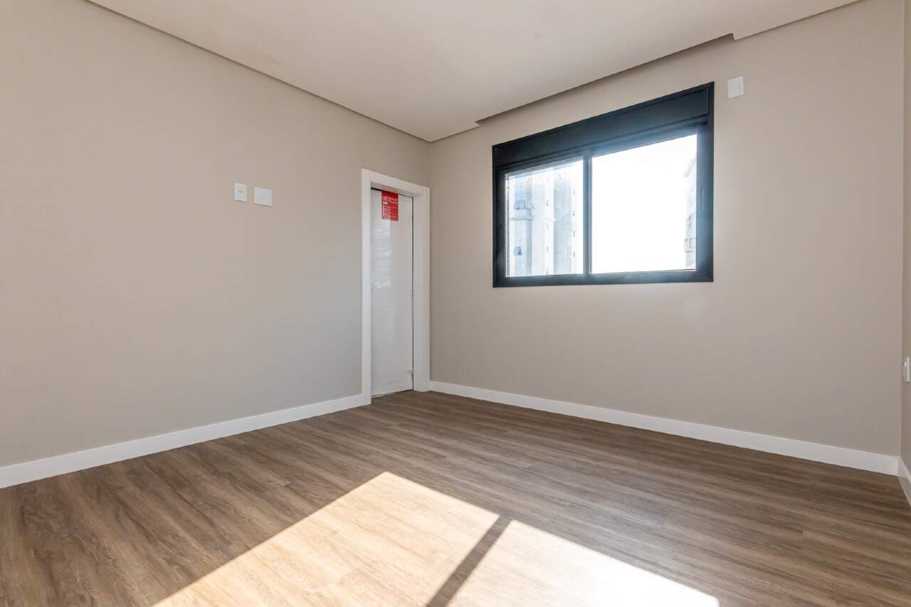 Foto do imóvel Cobertura Duplex Mobiliado com 03 suítes á venda no Edifício Bonne Vie em Balneário Camboriú