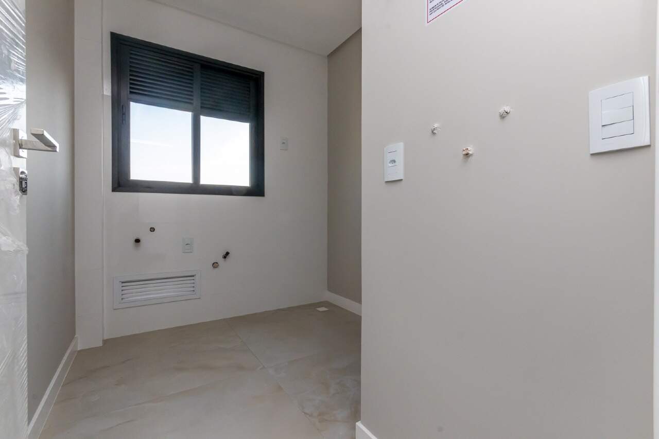 Foto do imóvel Cobertura Duplex Mobiliado com 03 suítes á venda no Edifício Bonne Vie em Balneário Camboriú