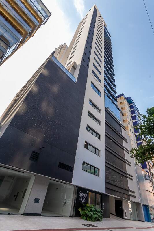 Foto do imóvel Cobertura Duplex Mobiliado com 03 suítes á venda no Edifício Bonne Vie em Balneário Camboriú