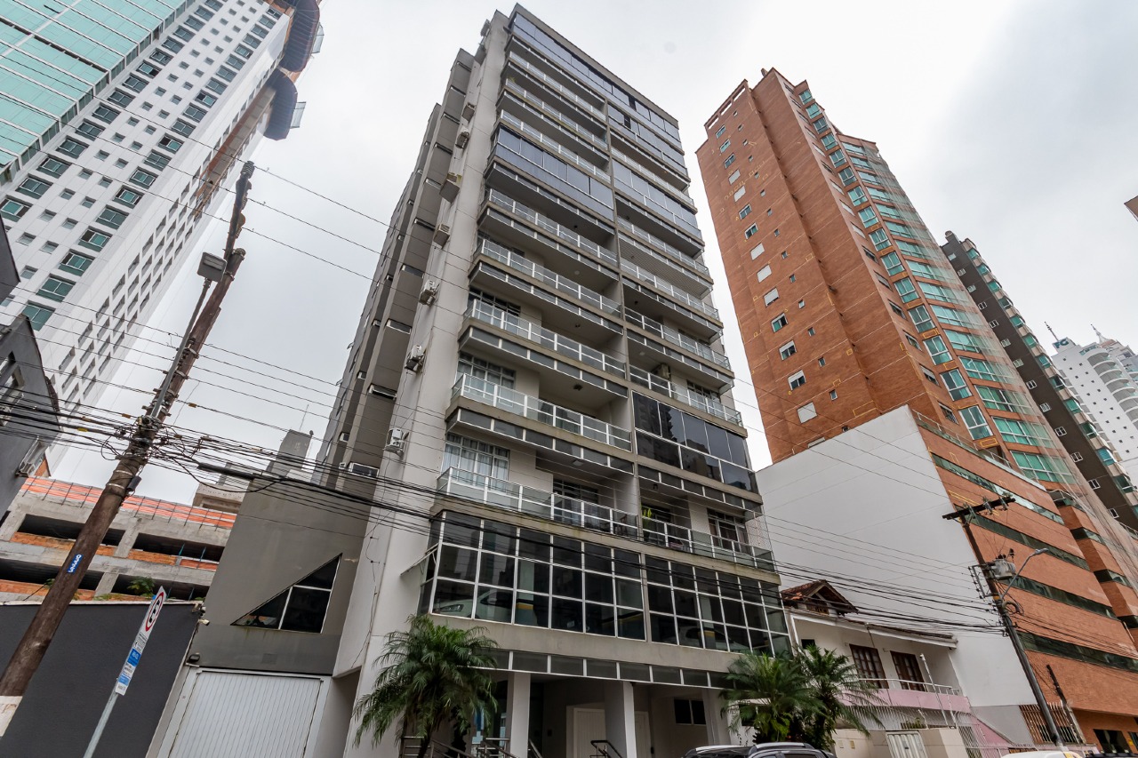Foto do imóvel Apartamento Mobiliado no Residencial Roma com 3 Dormitórios (1 Suíte) e 1 Vaga na Rua 2300 em Balneário Camboriú