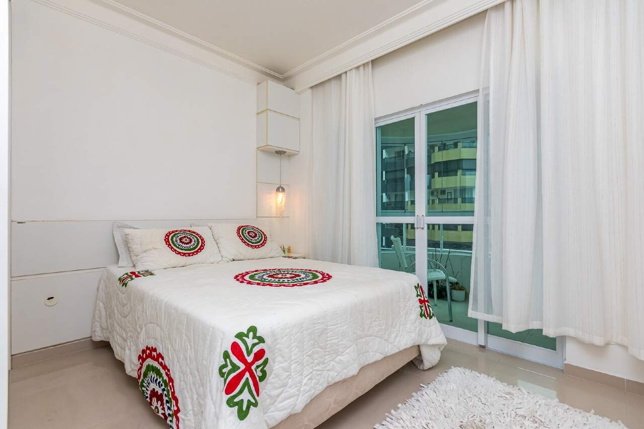 Foto do imóvel Apartamento mobiliado no Golden Tower One, Centro de Balneário Camboriú – 79m²