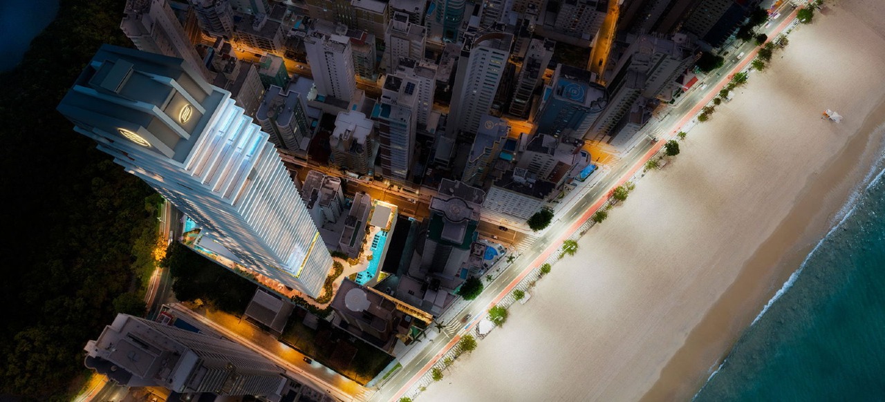Foto do imóvel Apartamento Frente Mar á venda com 04 suítes no Edifício Hyde em Balneário Camboriú