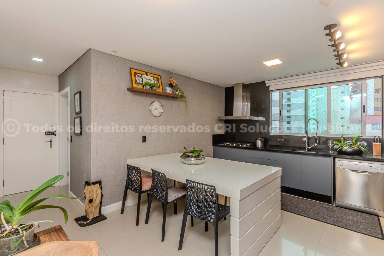 Foto do imóvel Apartamento Mobiliado com 03 suítes á venda no Edifício Alexandria em Balneário Camboriú