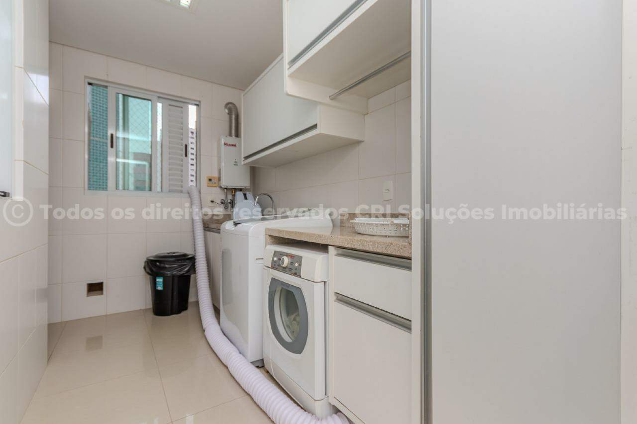 Foto do imóvel Apartamento Mobiliado com 03 suítes á venda no Edifício Alexandria em Balneário Camboriú