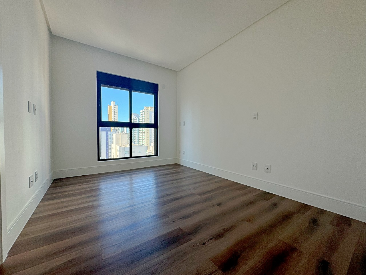 Foto do imóvel Apartamento com 04 suítes no Edifício Rooftop em Balneário Camboriú