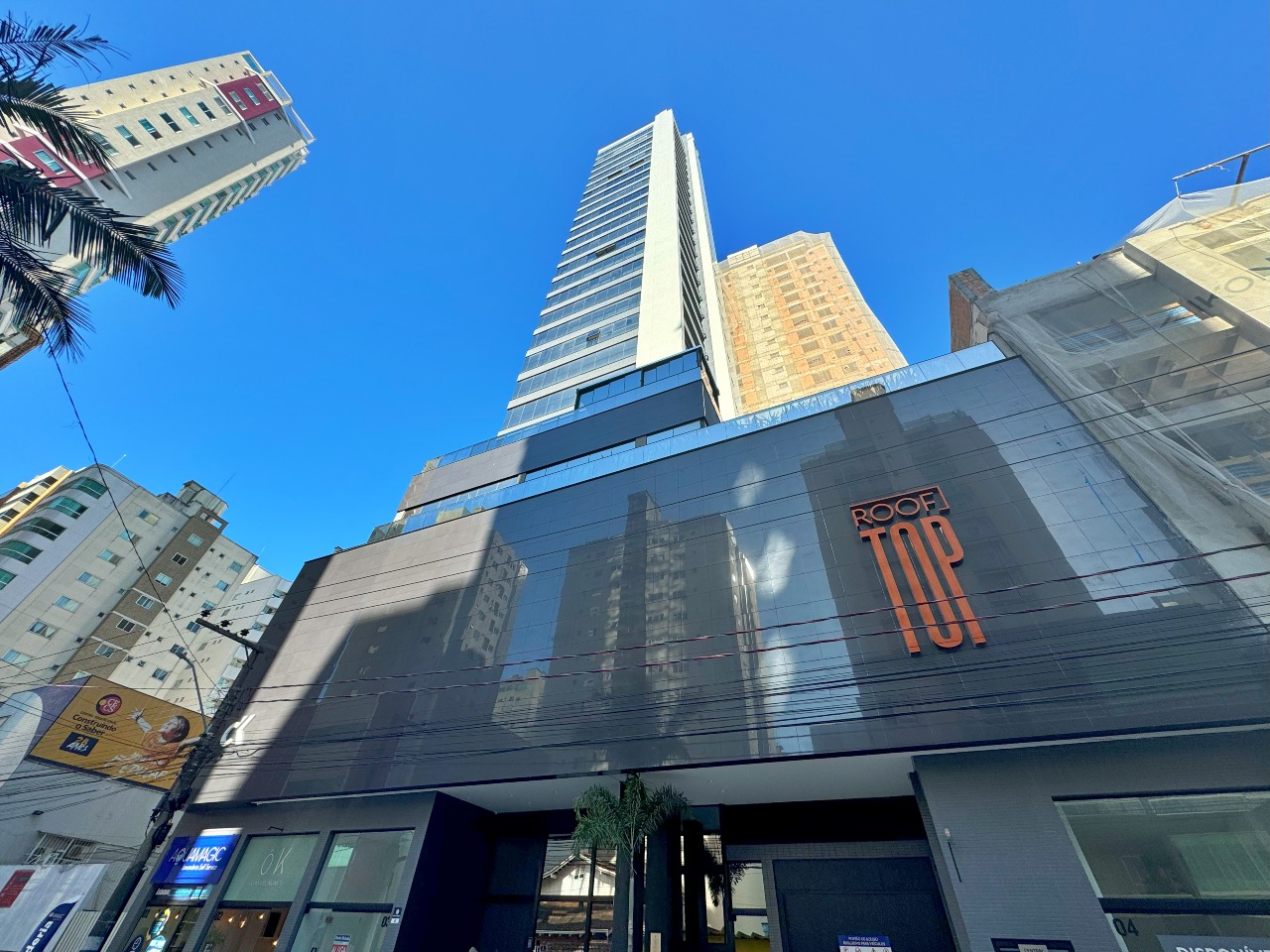 Foto do imóvel Apartamento com 04 suítes no Edifício Rooftop em Balneário Camboriú