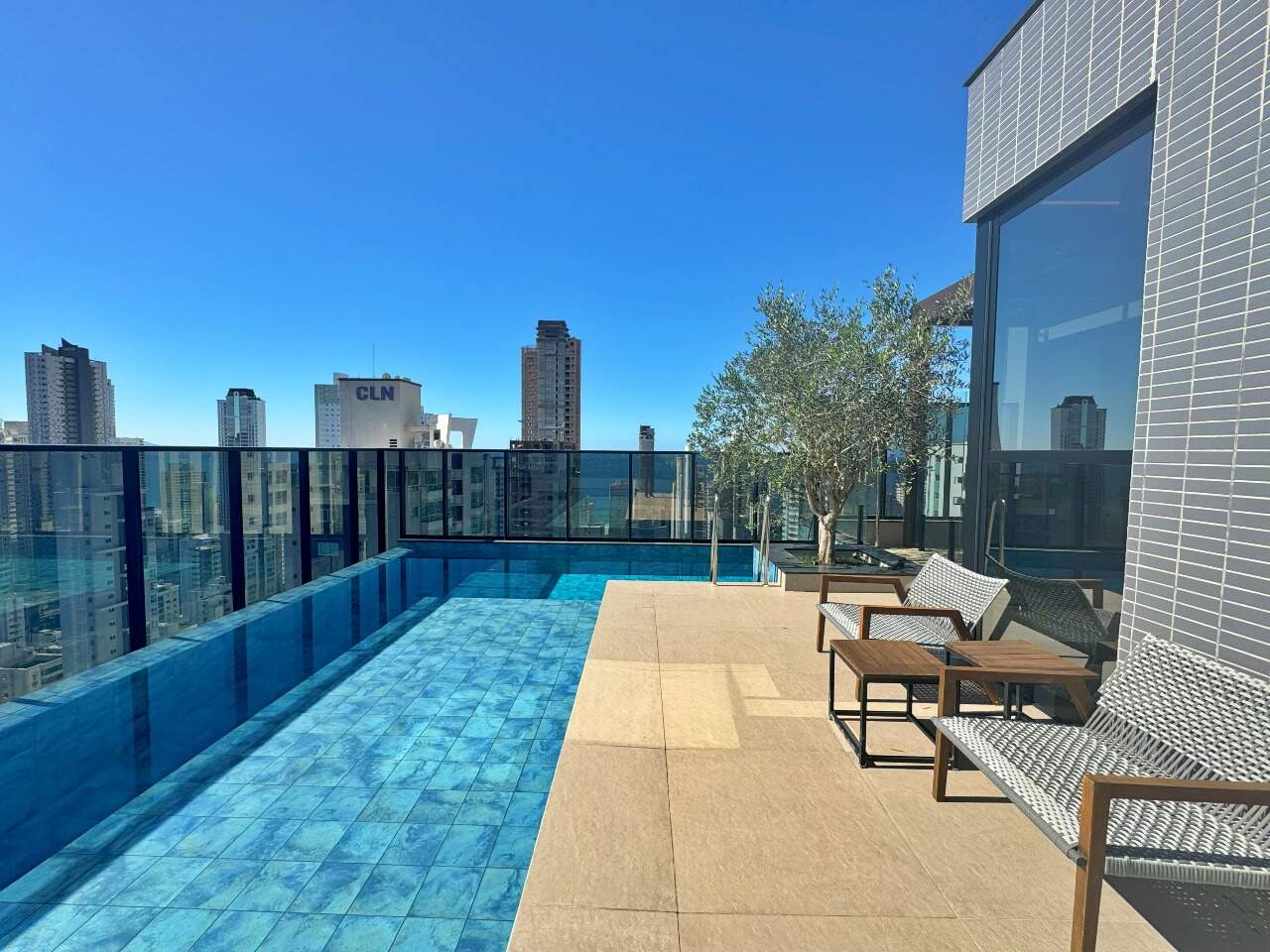 Foto do imóvel Apartamento com 04 suítes no Edifício Rooftop em Balneário Camboriú