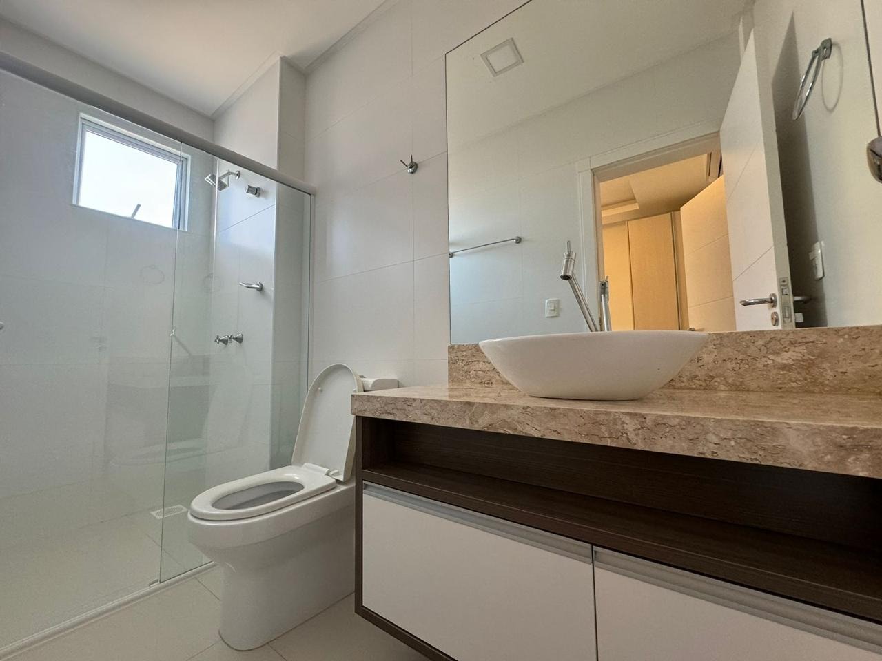 Foto do imóvel Apartamento de 4 Suítes no Mount Sinai Residence Meia Praia Itapema