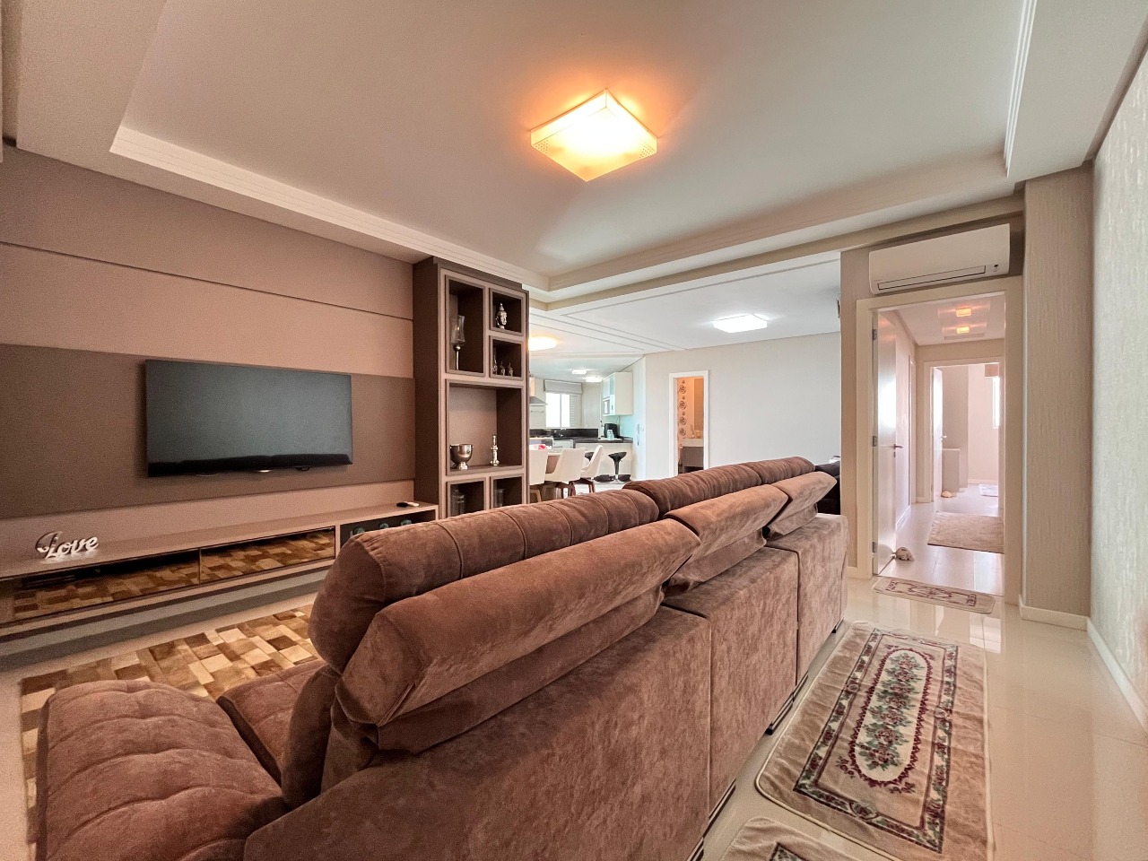 Foto do imóvel Apartamento de 4 Suítes no Bella Vita Meia Praia Itapema