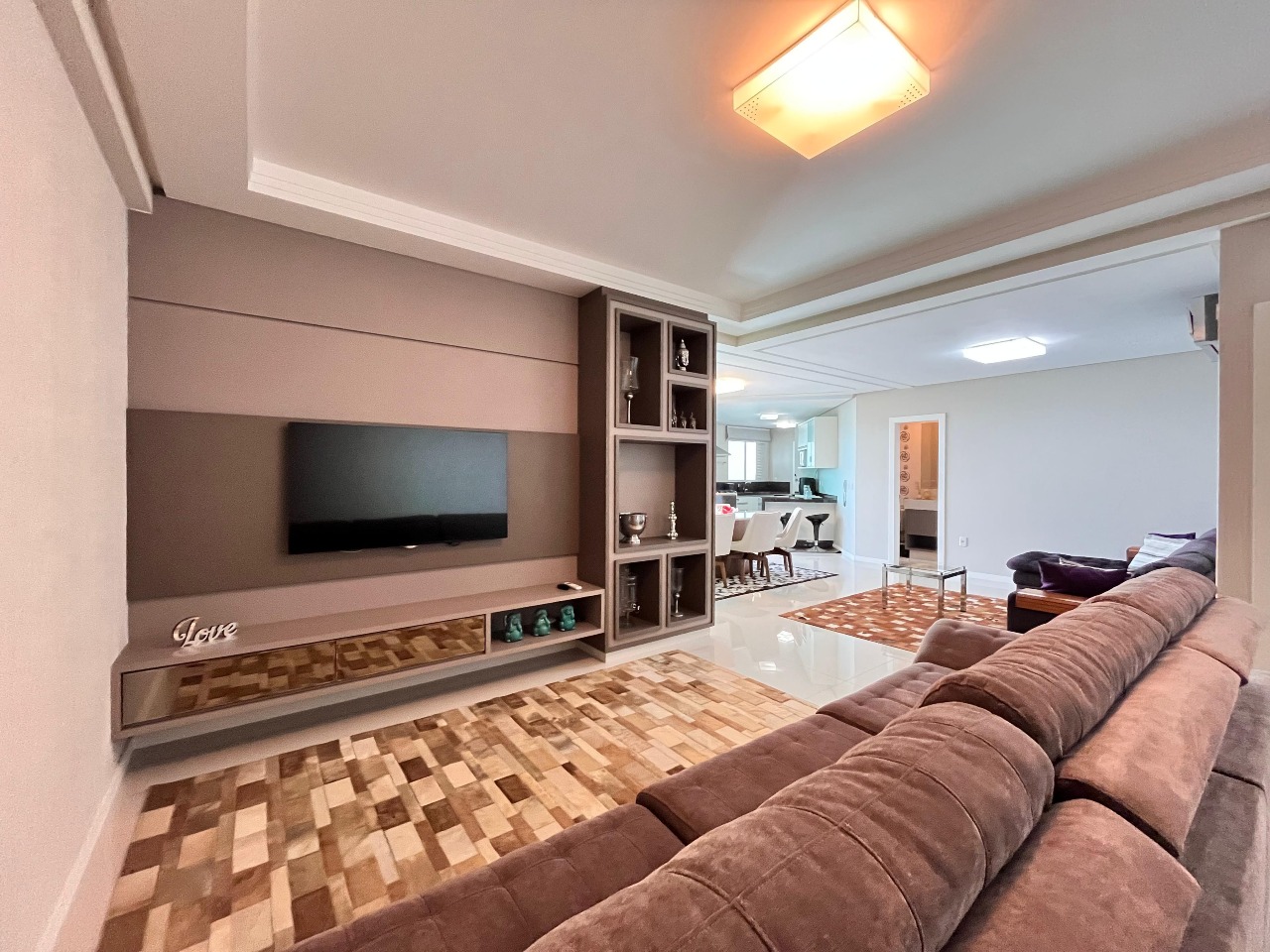 Foto do imóvel Apartamento de 4 Suítes no Bella Vita Meia Praia Itapema