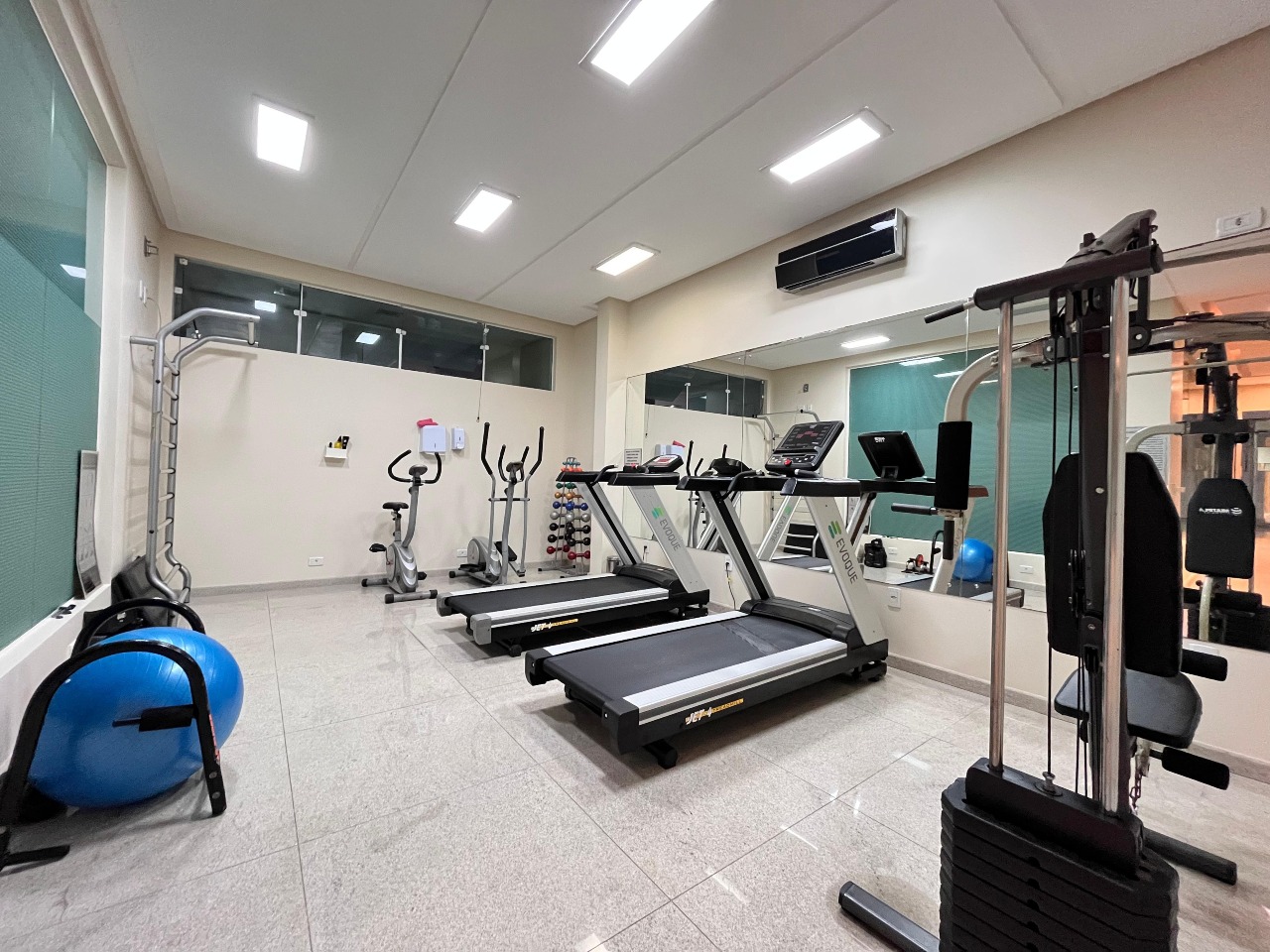 Foto do imóvel Apartamento de 4 Suítes no Bella Vita Meia Praia Itapema