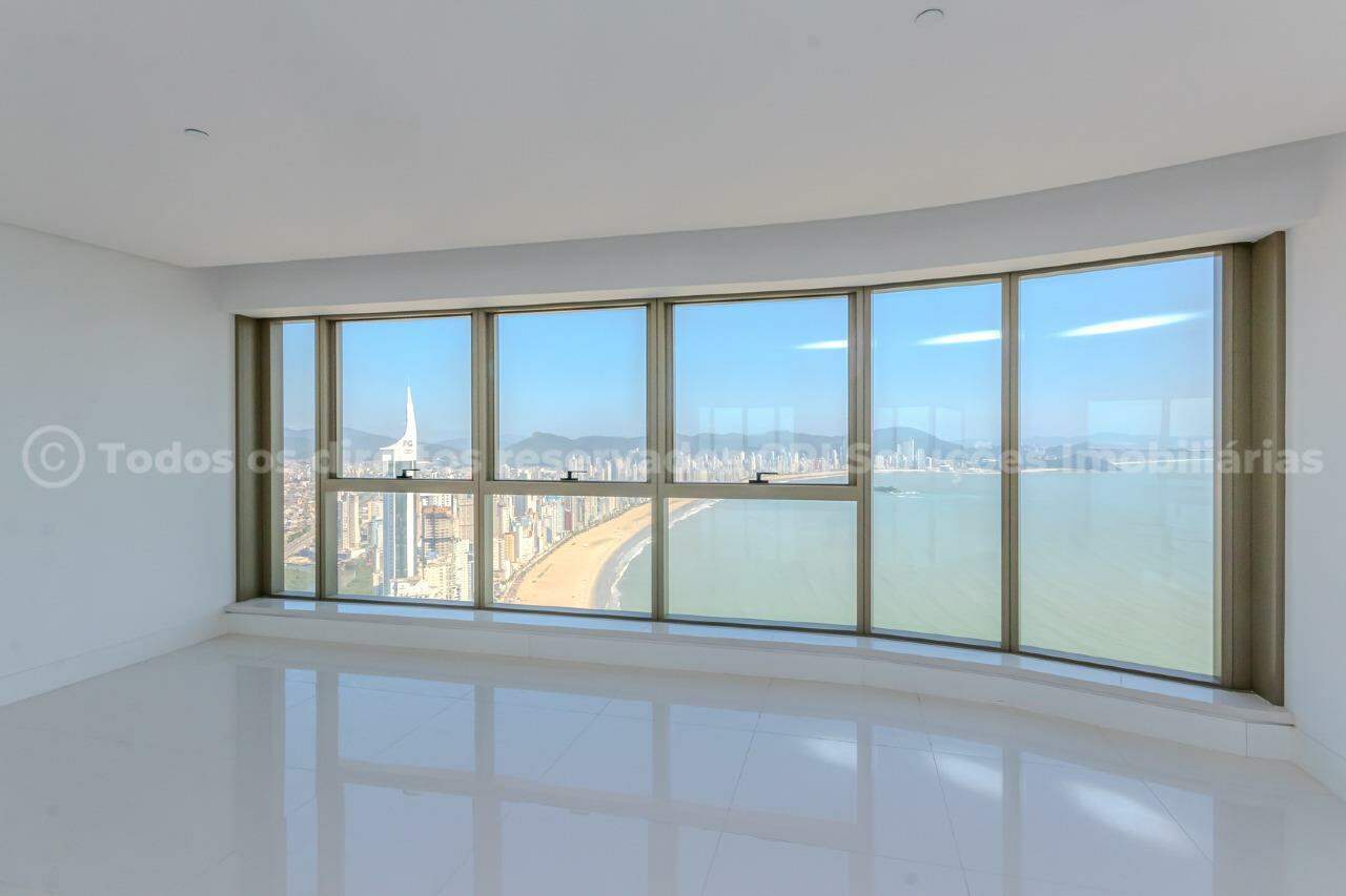 Apartamento com 6 suítes no Yachthouse by Pininfarina na Barra Sul em Balneário Camboriú