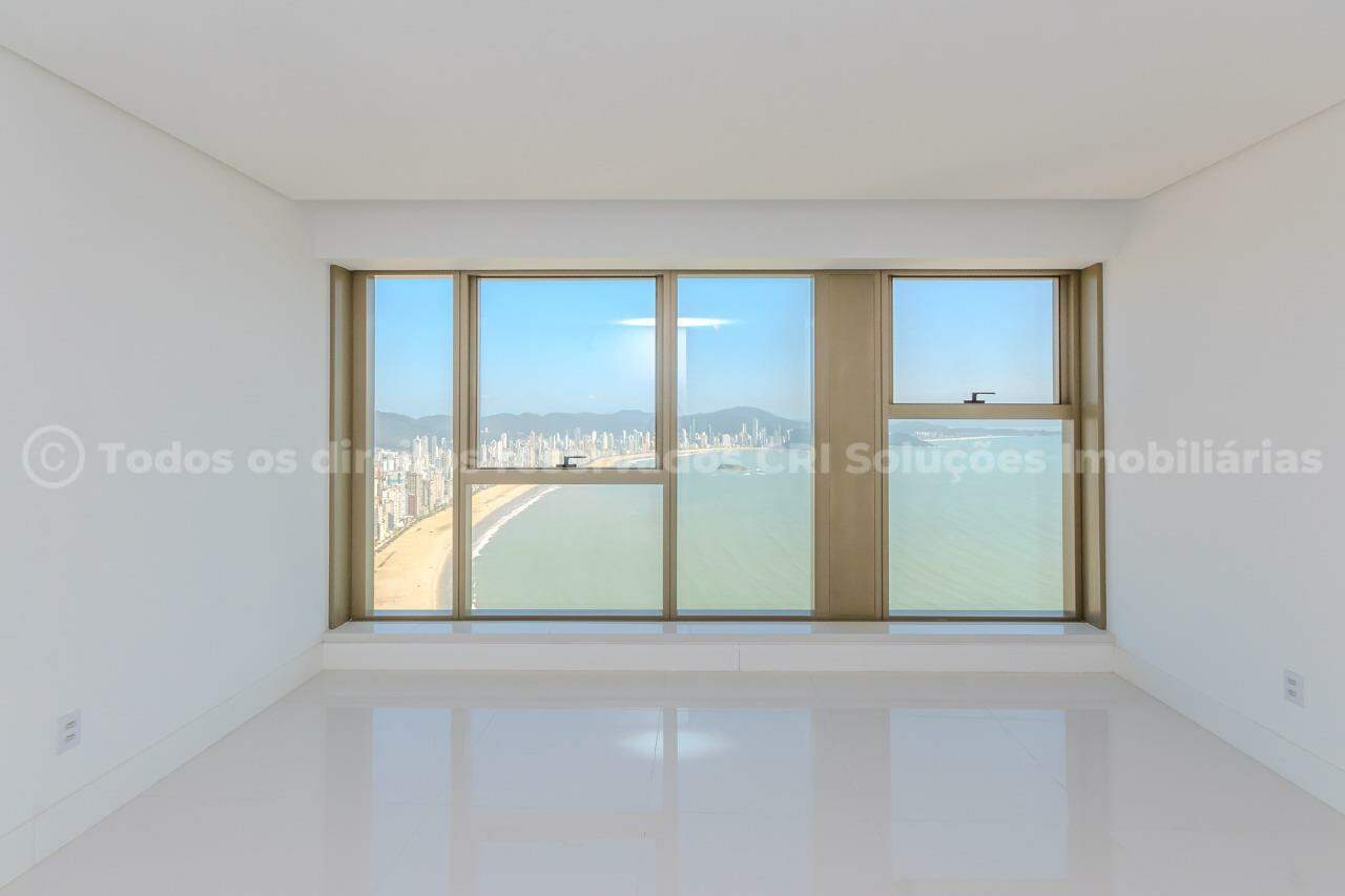 Foto do imóvel Apartamento no Yachthouse com 6 suítes, 8 banheiros e 6 vagas – Balneário Camboriú