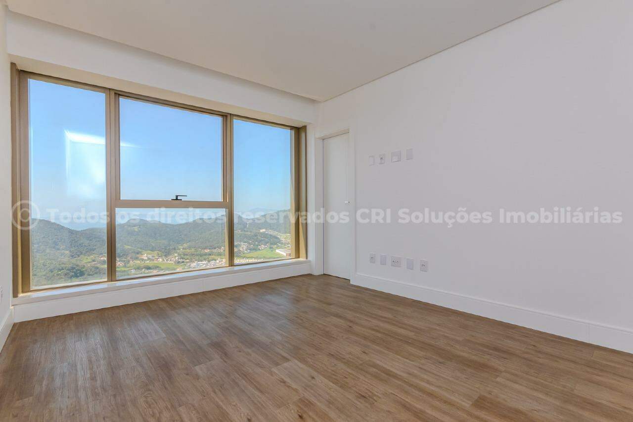 Foto do imóvel Apartamento no Yachthouse com 6 suítes, 8 banheiros e 6 vagas – Balneário Camboriú