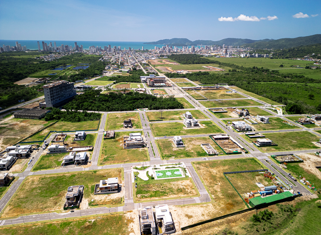 Terreno no VivaPark no bairro Jardim Dourado, Porto Belo