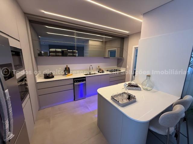 Foto do imóvel Apartamento à com 4 dormitórios sendo 2 suítes no Sun Beach em Balneário Camboriú 
