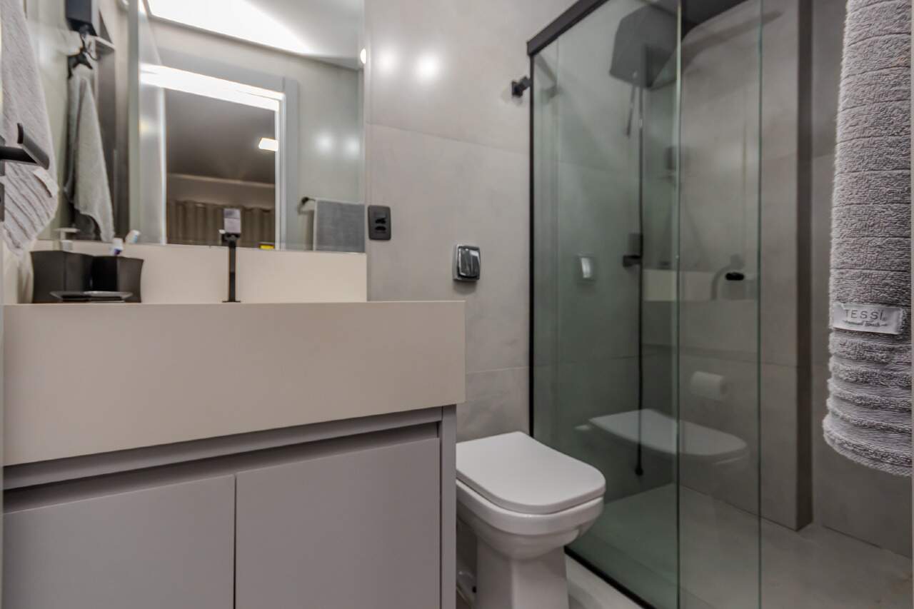 Foto do imóvel Apartamento no Edifício Maria Carolina com 2 dormitórios no Centro de Balneário Camboriú
