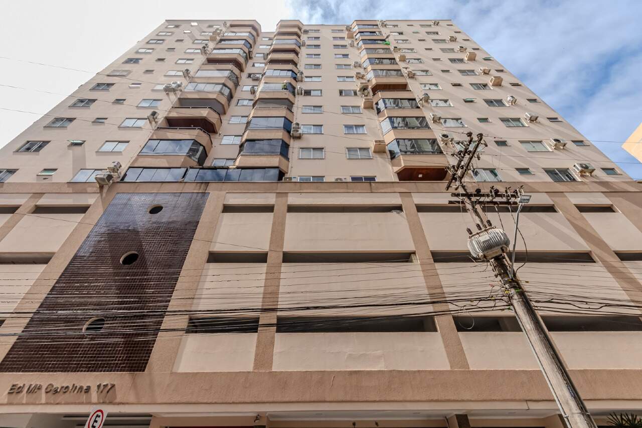 Foto do imóvel Apartamento no Edifício Maria Carolina com 2 dormitórios no Centro de Balneário Camboriú