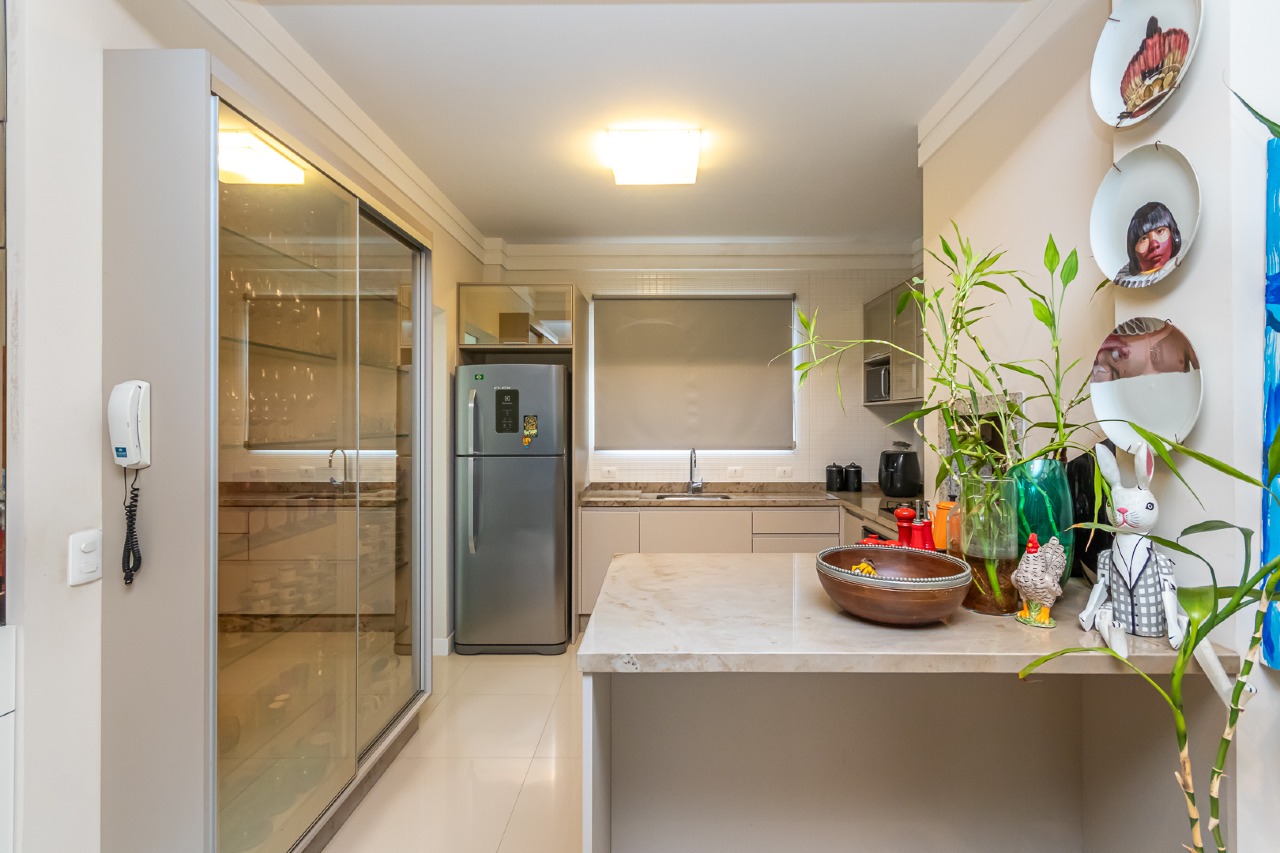 Foto do imóvel Apartamento com 03 dormitórios no Roverè Della Luna em Balneário Camboriú