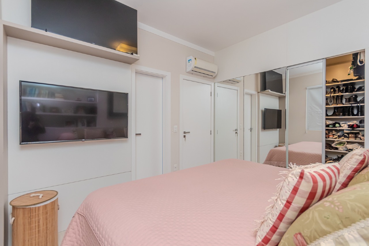 Foto do imóvel Apartamento com 03 dormitórios no Roverè Della Luna em Balneário Camboriú