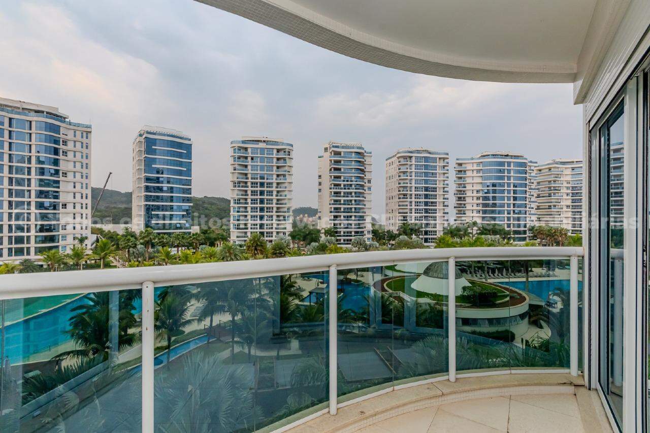 Foto do imóvel Apartamento no Brava Home Resort Itajaí com 4 suítes, 207m²