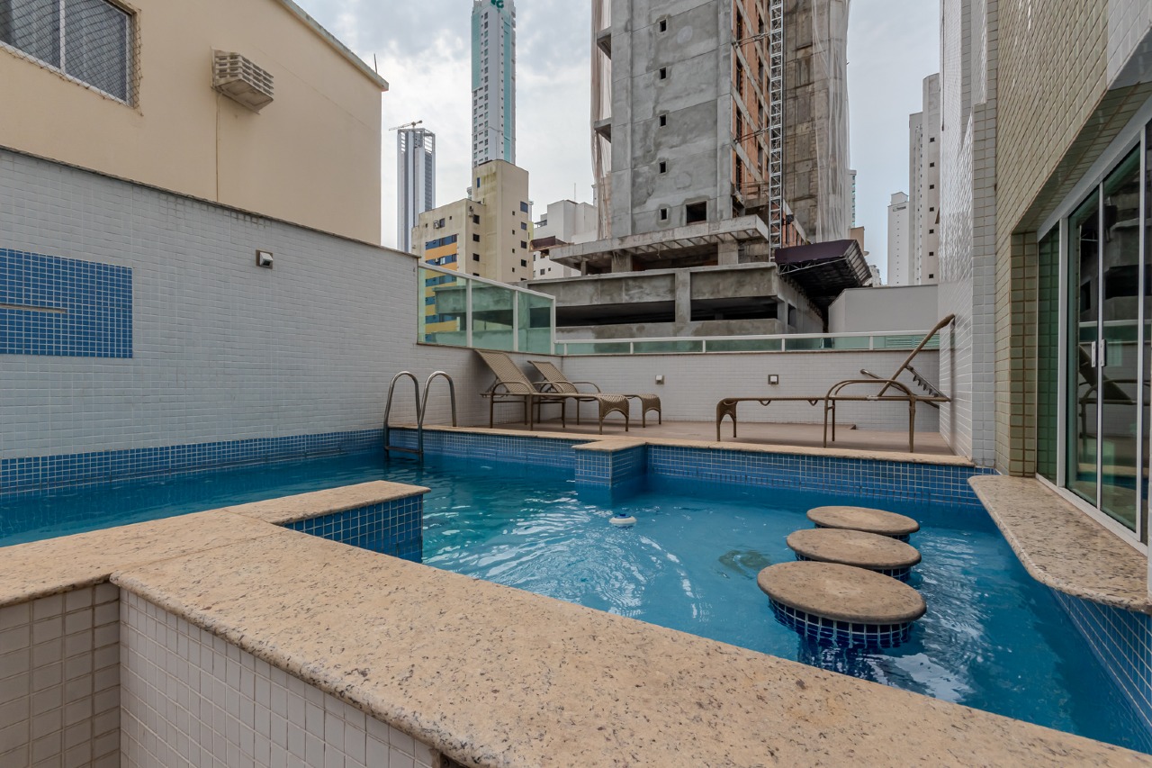 Foto do imóvel Apartamento Mobiliado á venda com 03 Dormitórios no Esquina Di Parma em Balneário Camboriú