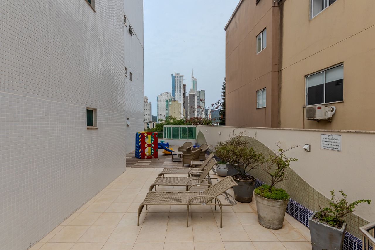 Foto do imóvel Apartamento Mobiliado á venda com 03 Dormitórios no Esquina Di Parma em Balneário Camboriú