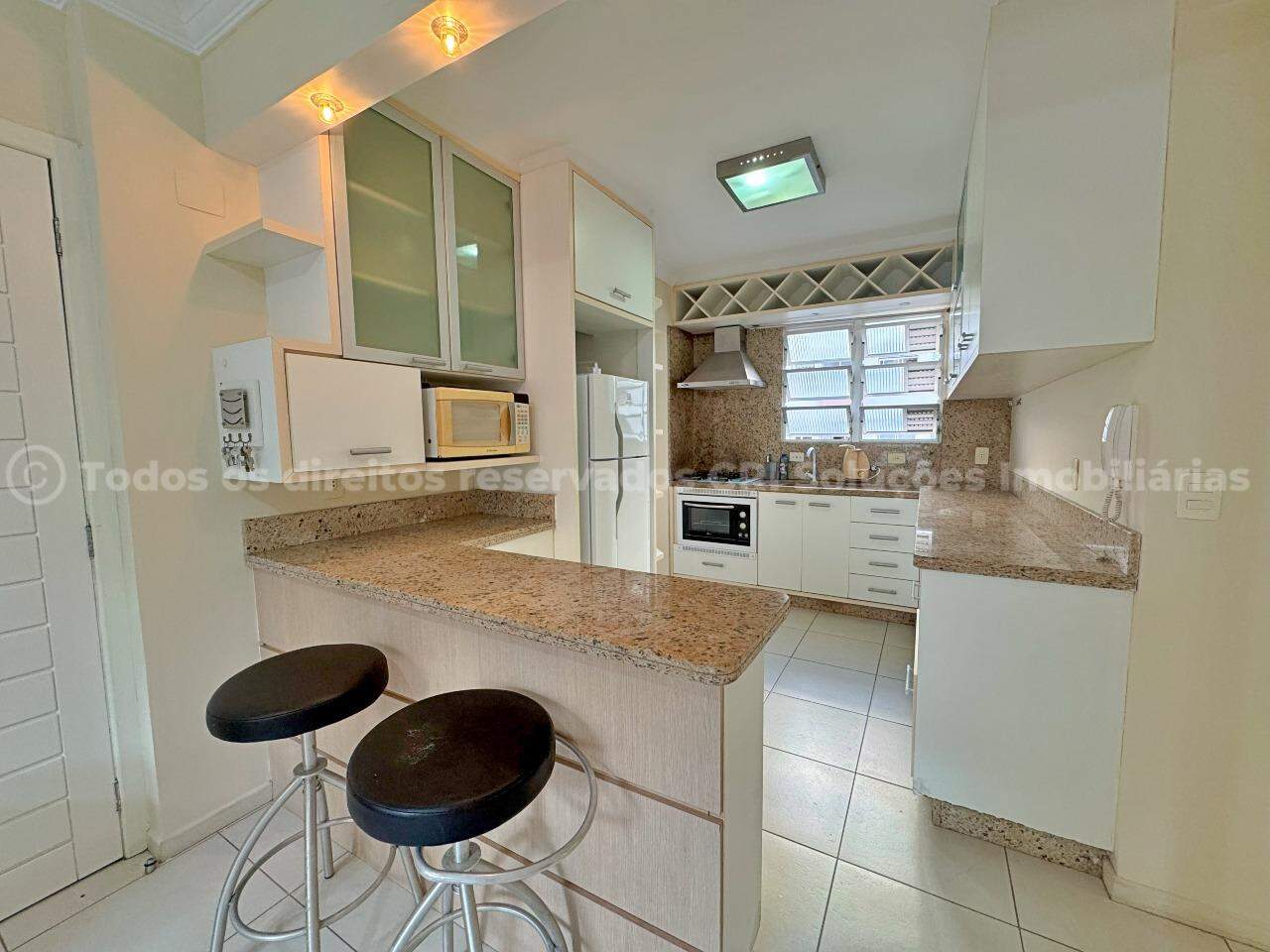 Foto do imóvel Apartamento mobiliado no Vila Real II Balneário Camboriú com 2 dormitórios e 72m²
