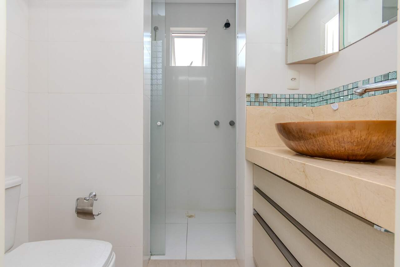 Foto do imóvel Apartamento mobiliado com 4 dormitórios no Edifício Solar di Veneza, Bairro Pioneiros, Balneário Camboriú