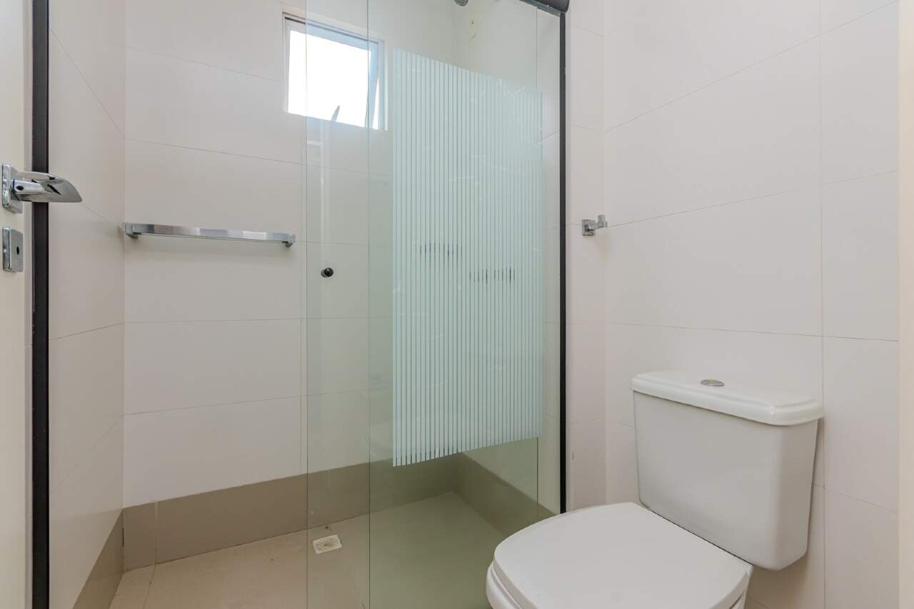 Foto do imóvel Apartamento mobiliado com 4 dormitórios no Edifício Solar di Veneza, Bairro Pioneiros, Balneário Camboriú