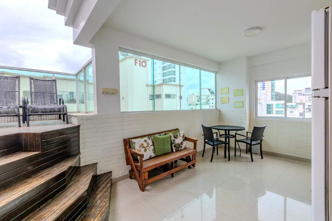 Foto do imóvel Apartamento mobiliado com 4 dormitórios no Edifício Solar di Veneza, Bairro Pioneiros, Balneário Camboriú