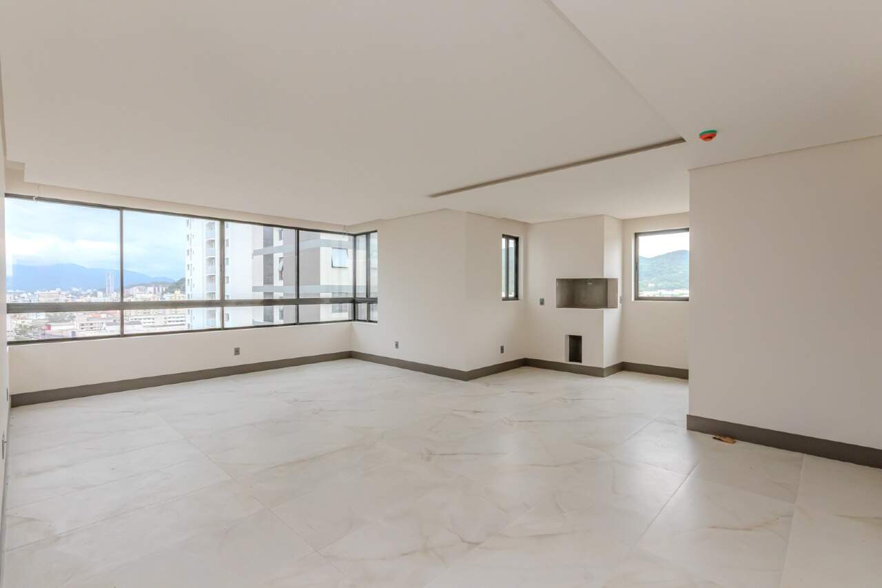 Foto do imóvel Apartamento com 03 Dormitórios no Edifício Green Ocean em Balneário Camboriú