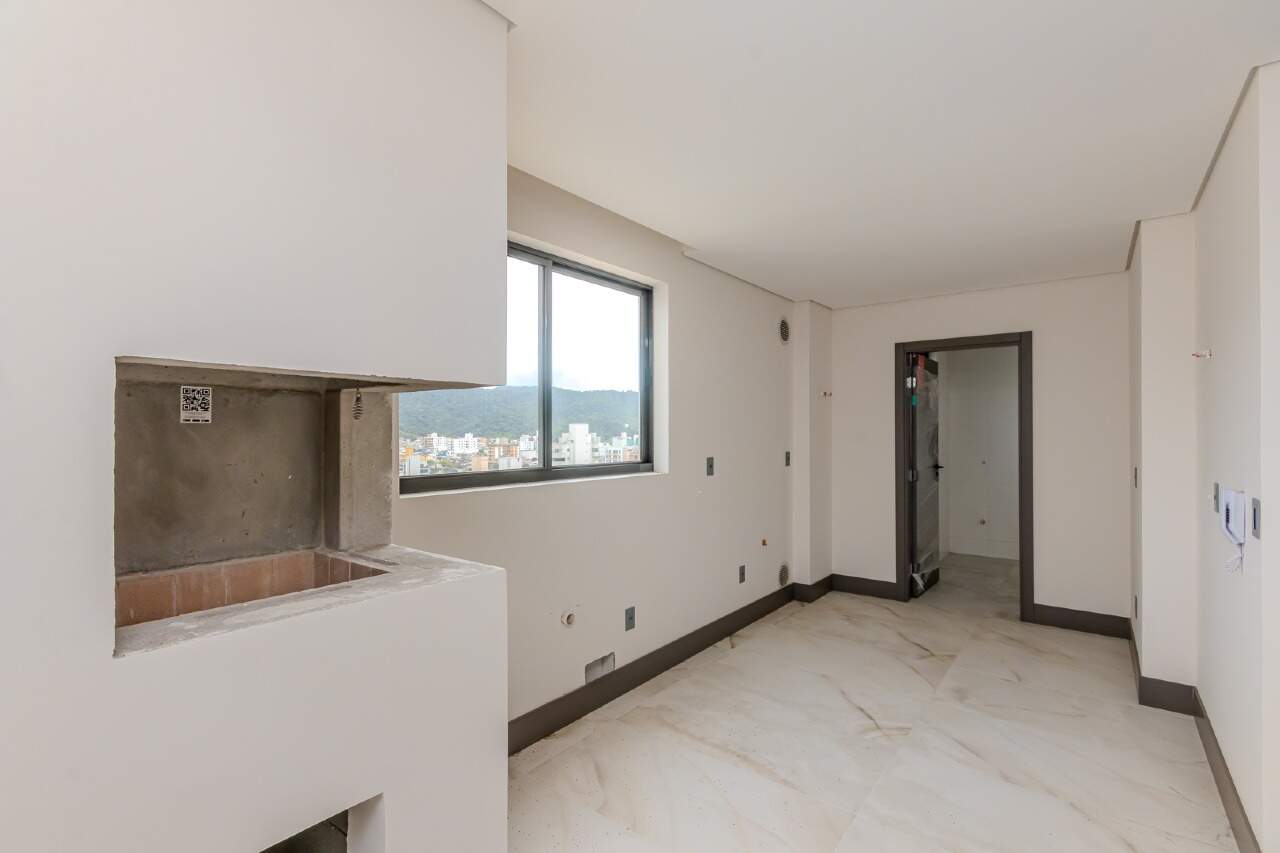 Foto do imóvel Apartamento com 03 Dormitórios no Edifício Green Ocean em Balneário Camboriú
