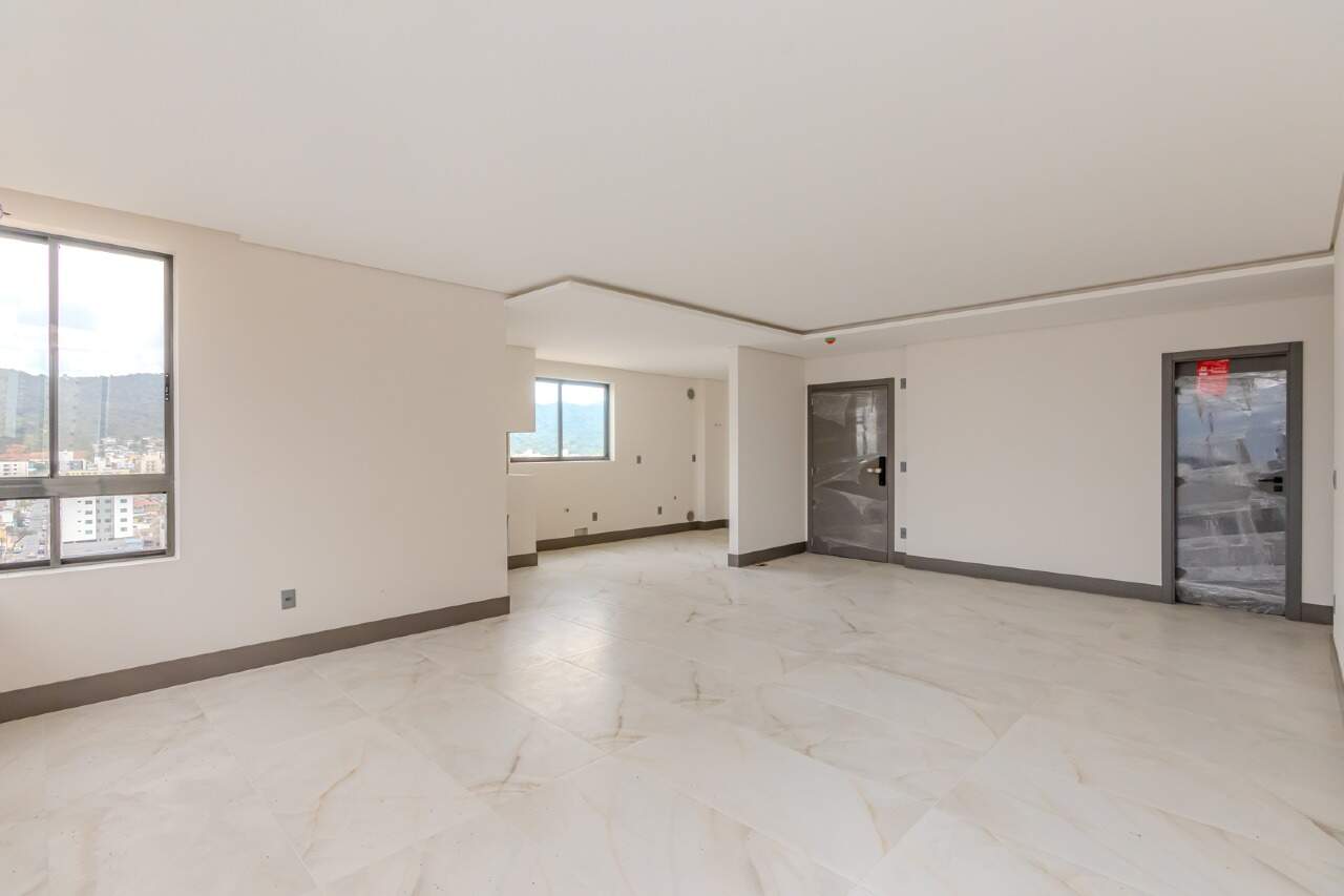 Foto do imóvel Apartamento com 03 Dormitórios no Edifício Green Ocean em Balneário Camboriú