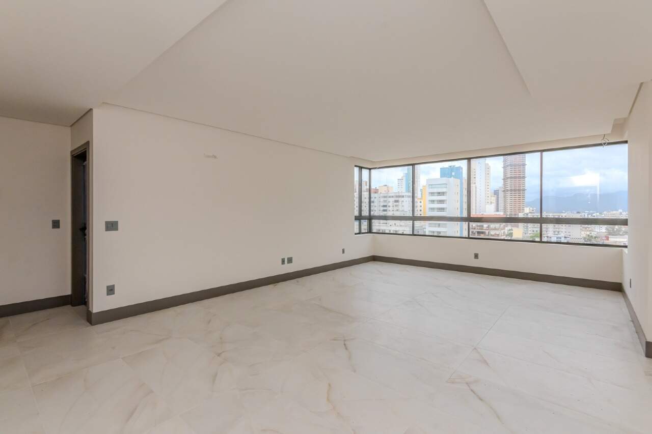 Foto do imóvel Apartamento com 03 Dormitórios no Edifício Green Ocean em Balneário Camboriú