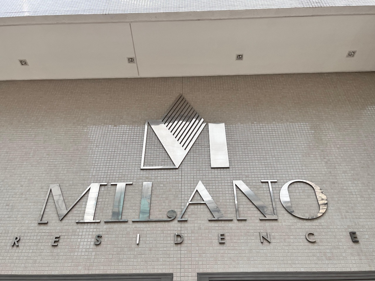 Foto do imóvel Apartamento 4 Suítes no Edifício Milano Meia Praia Itapema