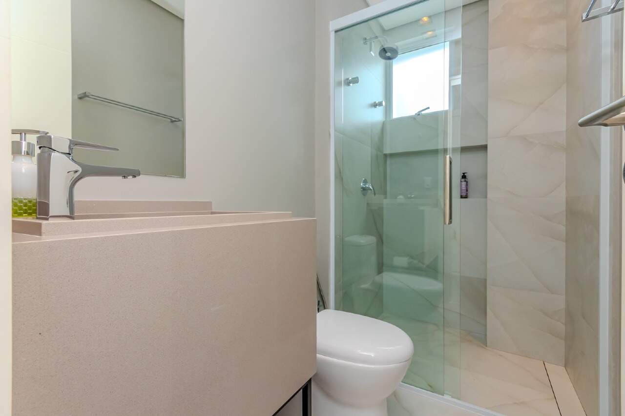 Foto do imóvel Apartamento Mobiliado com 03 Suítes á venda no Edifício Ocean Breeze em Balneário Camboriú