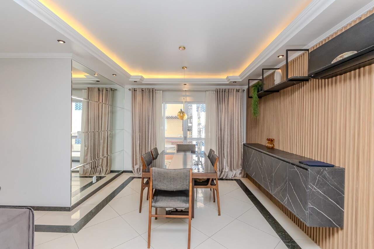 Foto do imóvel Apartamento á venda com 03 Dormitórios no Edifício Mayara em Balneário Camboriú