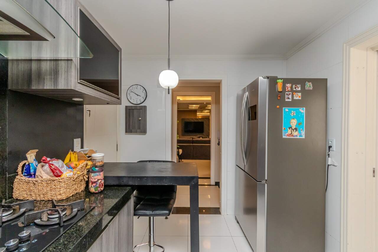 Foto do imóvel Apartamento á venda com 03 Dormitórios no Edifício Mayara em Balneário Camboriú