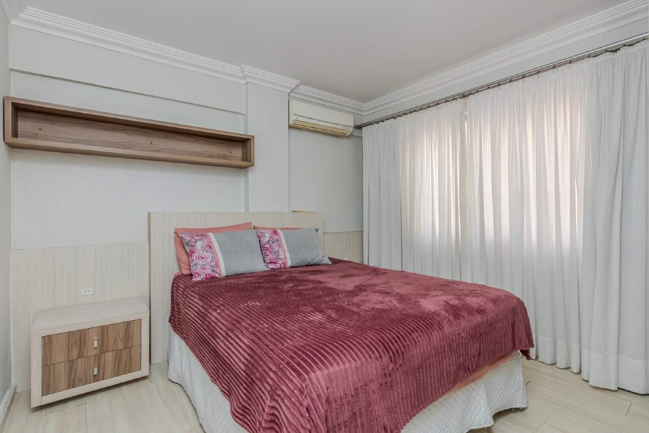 Foto do imóvel Apartamento á venda com 03 Dormitórios no Edifício Mayara em Balneário Camboriú