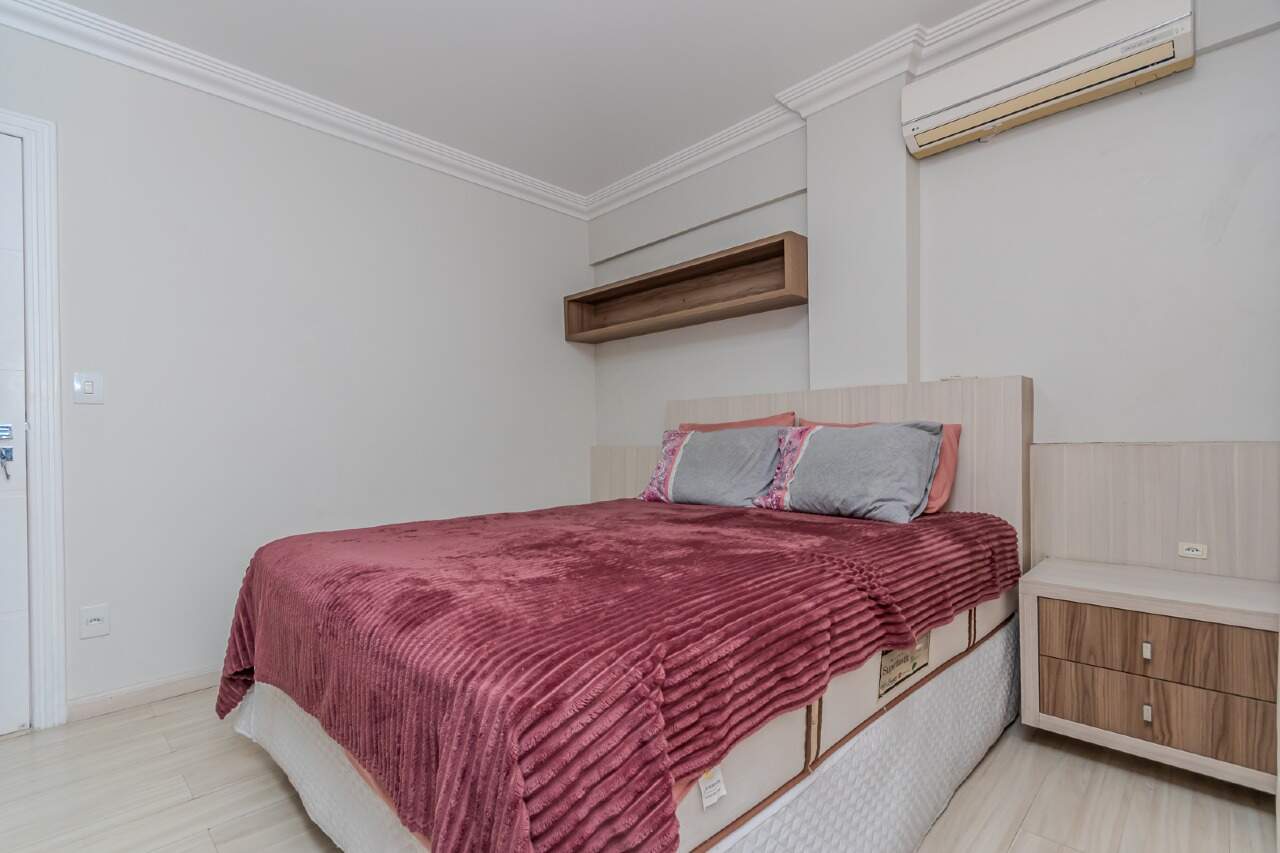 Foto do imóvel Apartamento á venda com 03 Dormitórios no Edifício Mayara em Balneário Camboriú