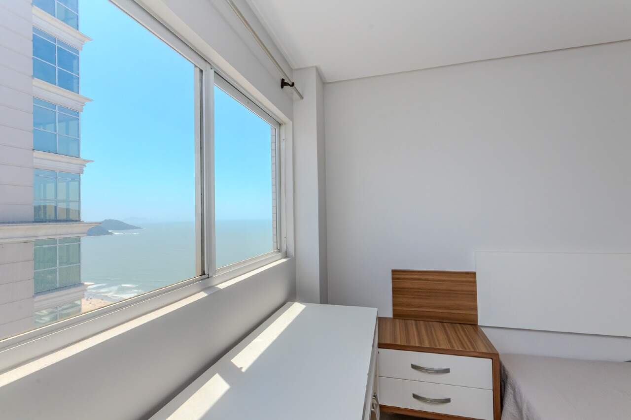 Foto do imóvel Cobertura Triplex Frente Mar á venda com 05 Suítes no Edifício Marquês de Olinda em Balneário Camboriú