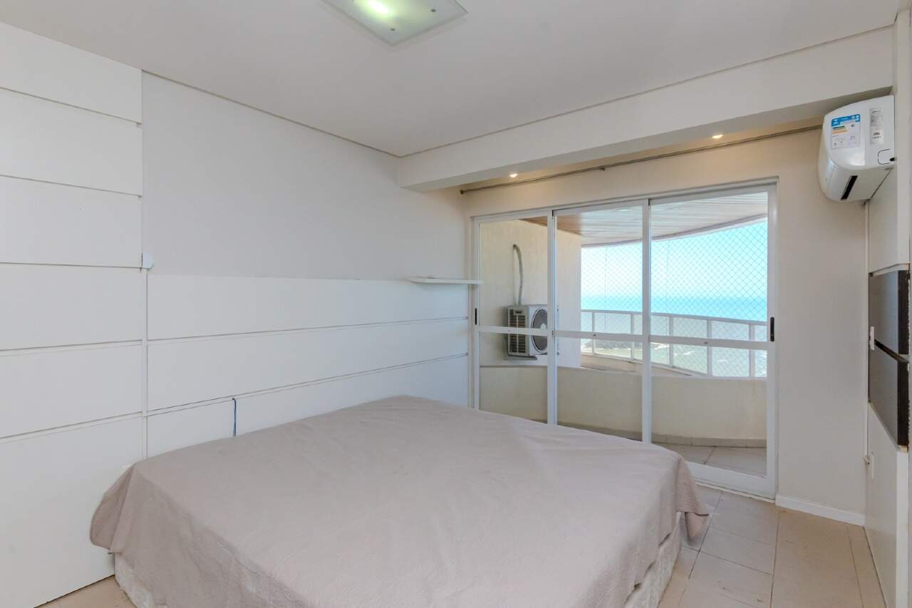 Foto do imóvel Cobertura Triplex Frente Mar á venda com 05 Suítes no Edifício Marquês de Olinda em Balneário Camboriú