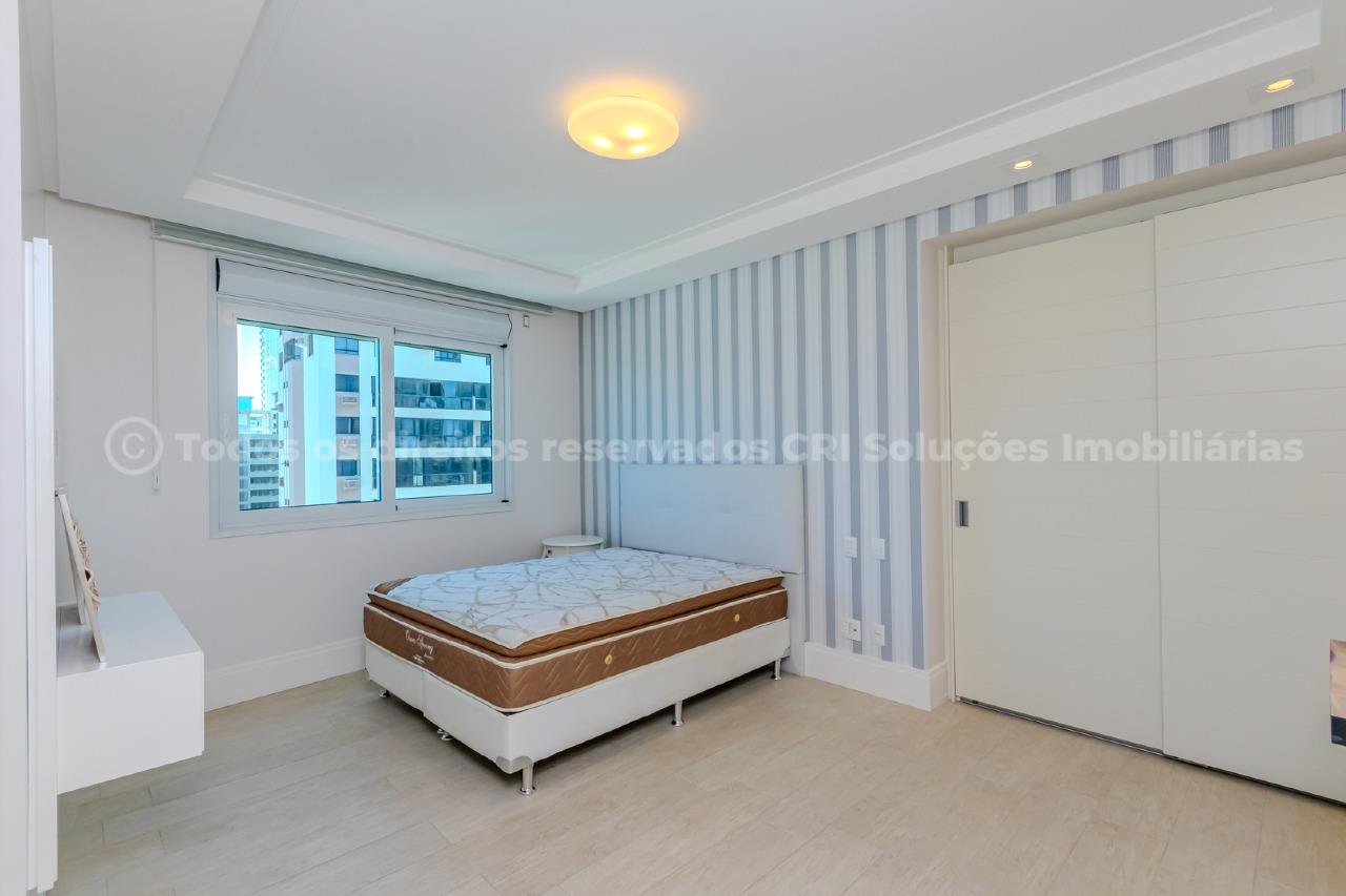 Foto do imóvel Apartamento mobiliado no Edifício Metrópolis Balneário Camboriú com 4 suítes e 315m²